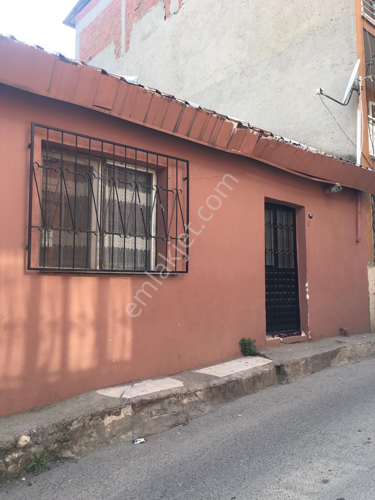 Yunusemre Mah. Meslek Lisesi Karşısında İmar Planı İçerisinde Müstakil Bahçeli Ev !! - Görsel 12