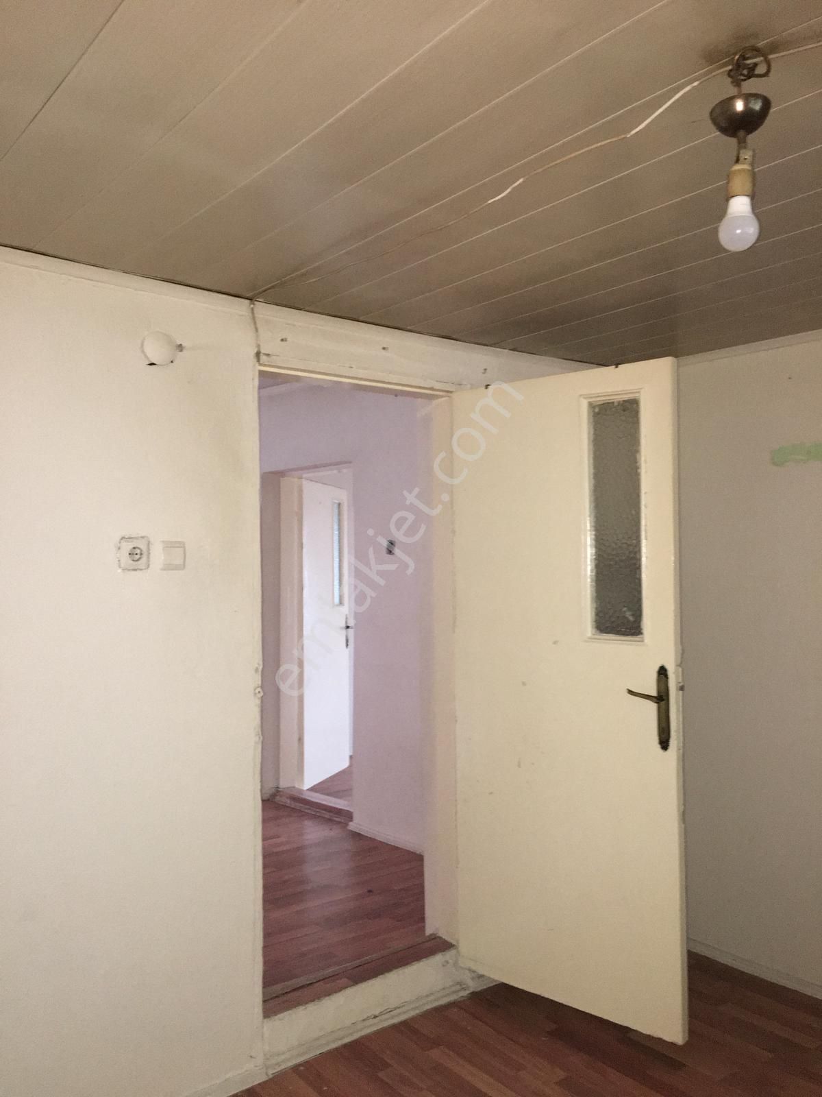 Yunusemre Mah. Meslek Lisesi Karşısında İmar Planı İçerisinde Müstakil Bahçeli Ev !! - Görsel 18