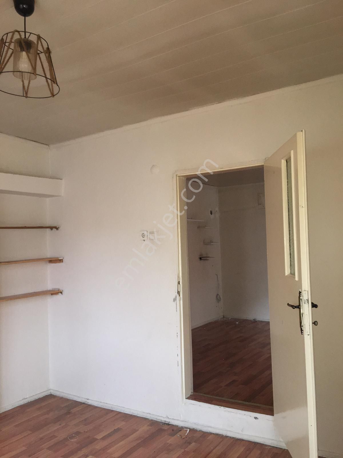 Yunusemre Mah. Meslek Lisesi Karşısında İmar Planı İçerisinde Müstakil Bahçeli Ev !! - Görsel 5