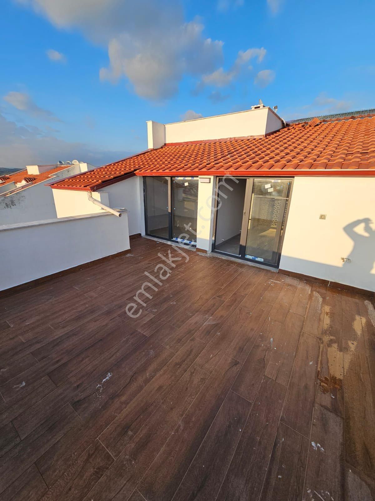 Kuşadası Davutlar’da Dubleks 3 + 1 Daire Satılık - Görsel 4