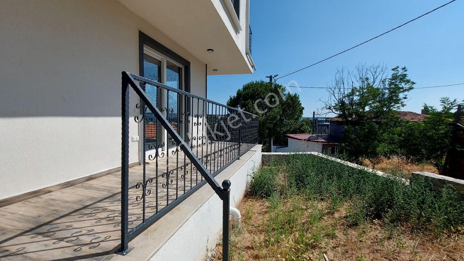 Ayvalık Hacıveliler'de Doğa İle İç İçe, Konforlu Müstakil Yaşam - Görsel 2