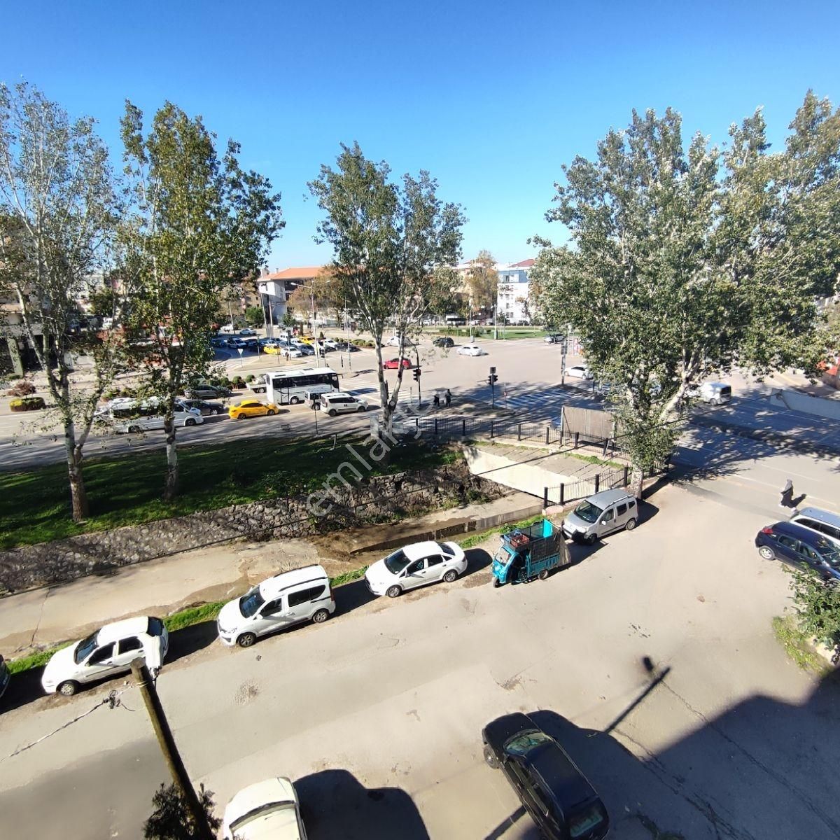 Cemal Emlak Bursa Yildirim Gökdere Cd. Üstü Fu)ll Manzara Çift C - Görsel 6