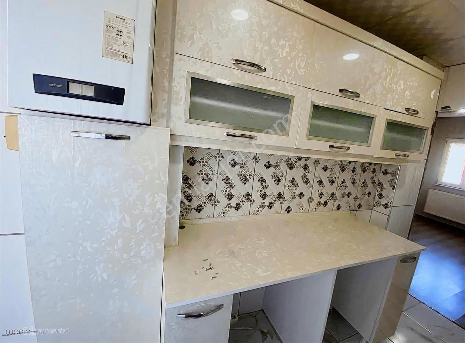 Tramvay Durağına Çok Yakın İçi Yapılı Masrafsız - Görsel 2