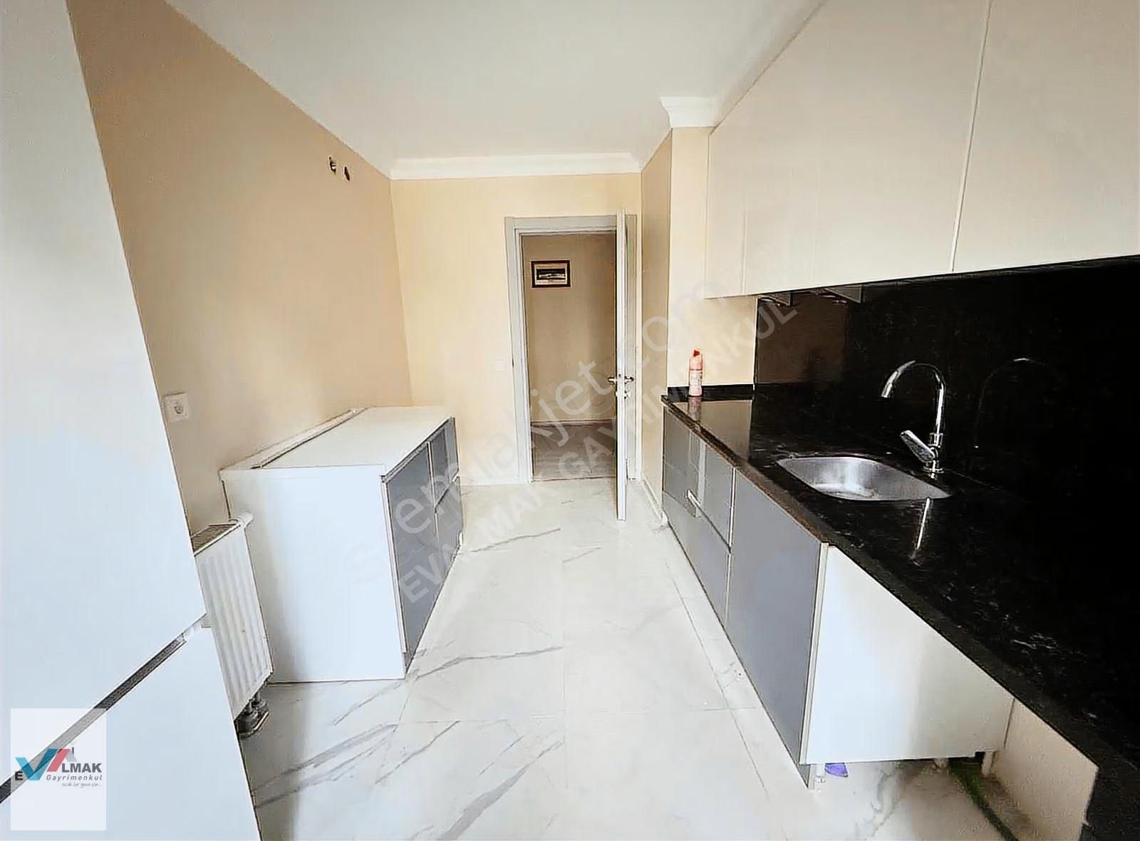 Evalmakta Kiptaş Konutlarında 2+1(103m2) İçi Full Yapılı Daire - Görsel 4