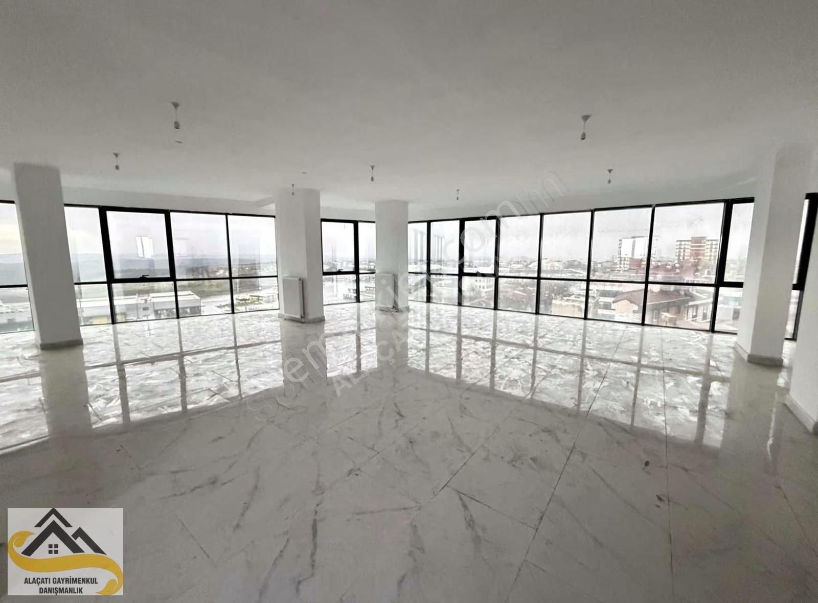 Alacatı İş Hükümet Konağı Yani 3 Kat Kiralik Plazada Dükkan - Görsel 9