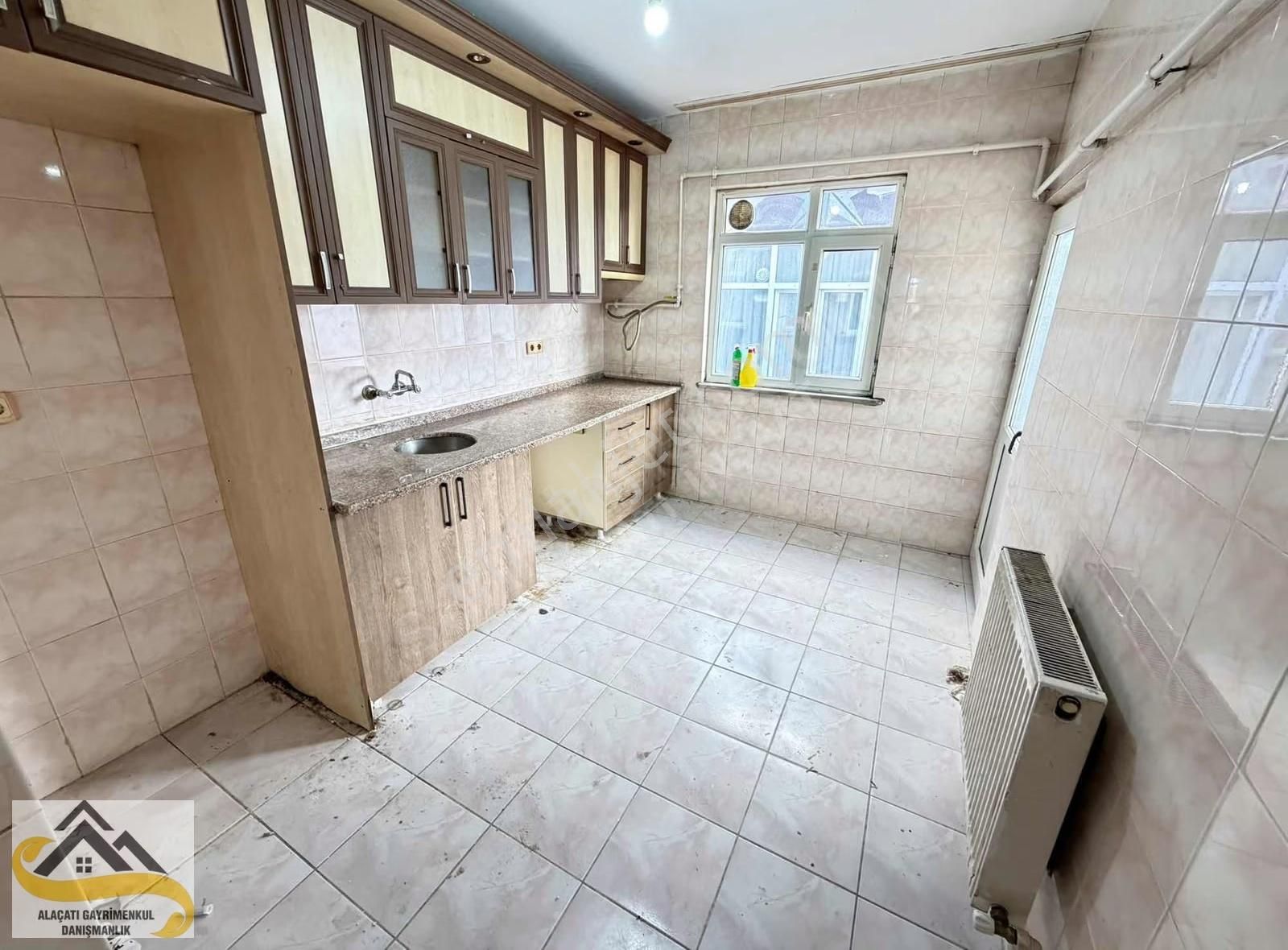 Alacatı İnş Gazi Perşembe Pazarinda 3 Kat 2+1 Kiralik Daire - Görsel 26