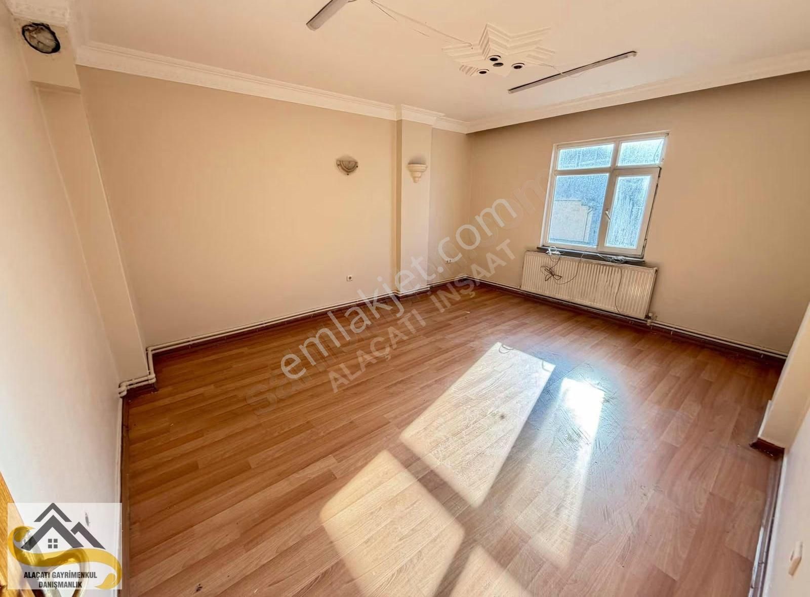 Alacatı İnş Gazi Perşembe Pazarinda 3 Kat 2+1 Kiralik Daire - Görsel 12