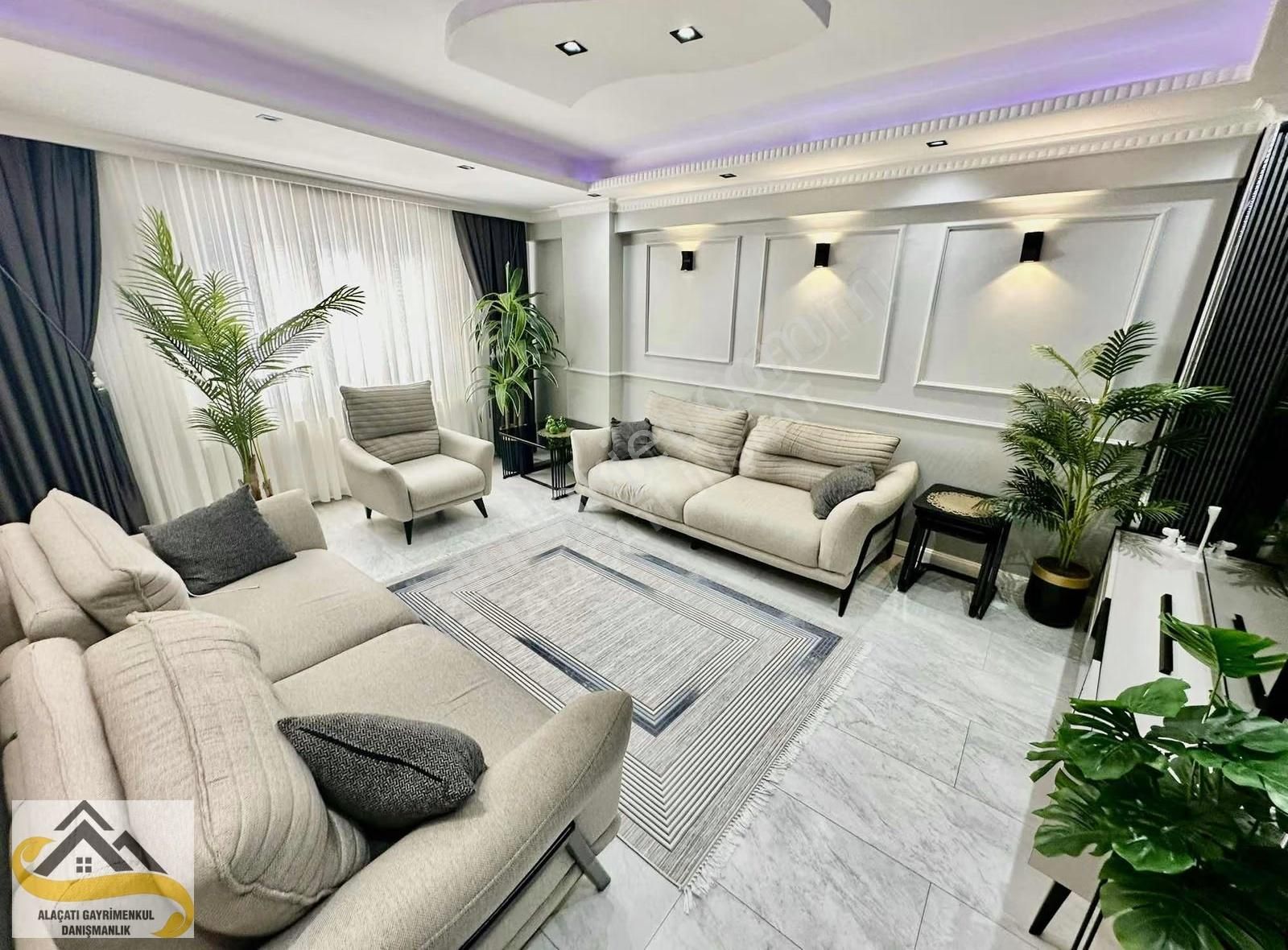 Alaçatı Dan İki Ailenin Yaşayacağı 240 M2 5+2 Masrafsız Dubleks - Görsel 33