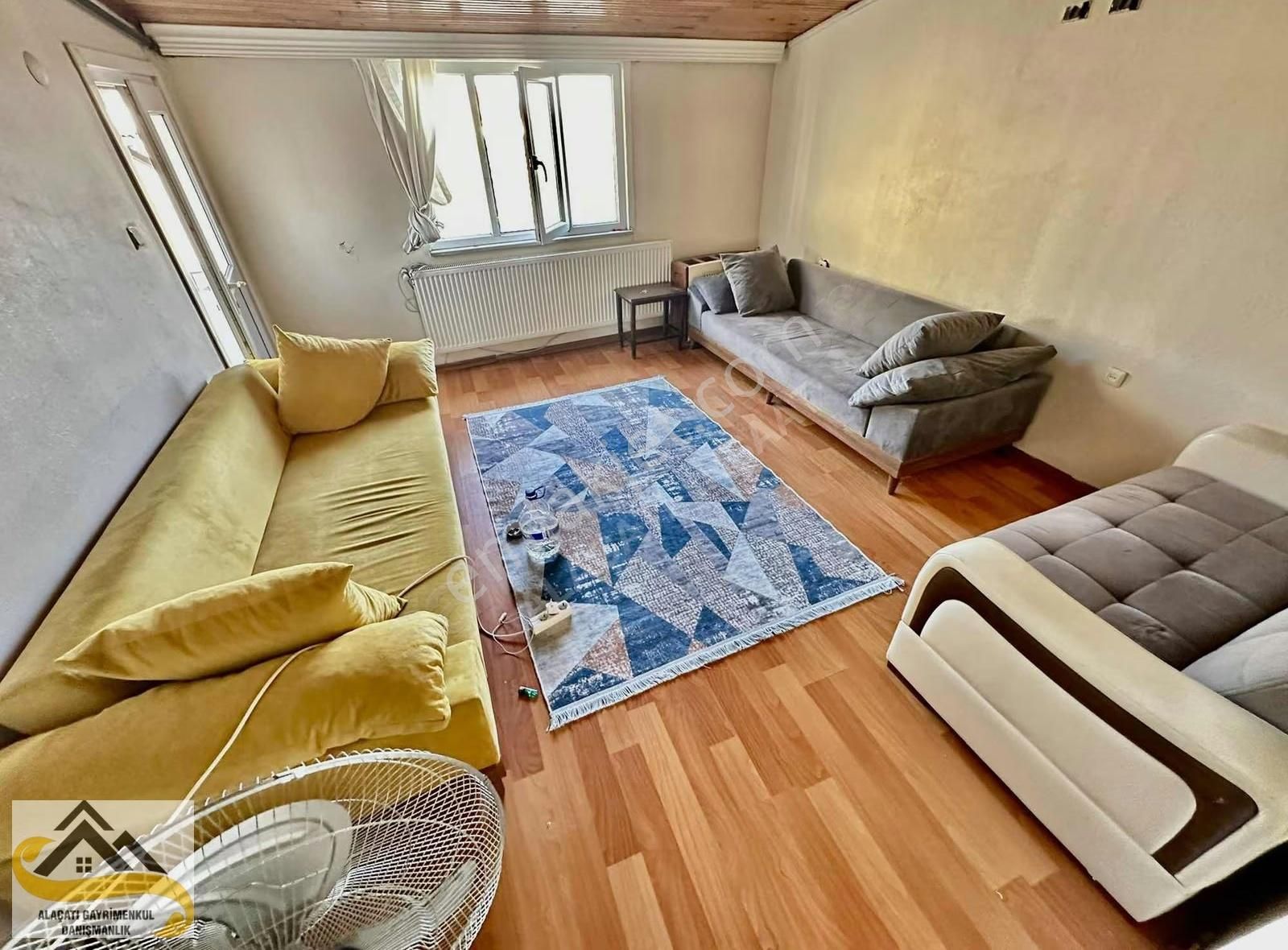 Alaçatı Dan İki Ailenin Yaşayacağı 240 M2 5+2 Masrafsız Dubleks - Görsel 6