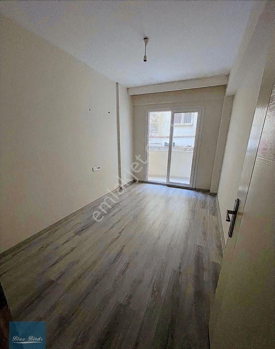 Kuşadası Sahile 100 Metre - Görsel 3