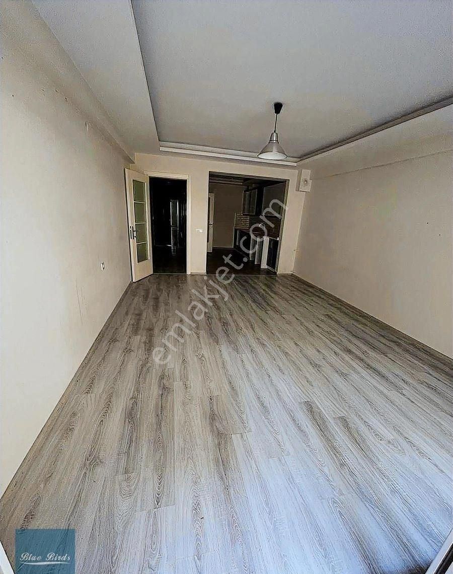 Kuşadası Sahile 100 Metre - Görsel 11