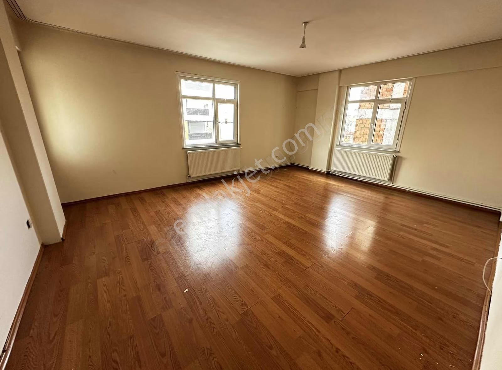 Sönmezden Fatih Mahallesinde 3+1 Geniş Daire