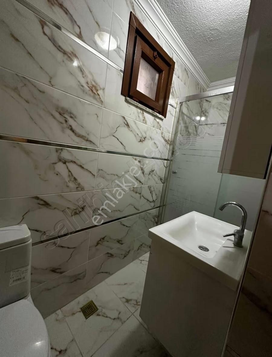 Sönmezden Aydınlarda Bekara Uygun Eşyalı Kiralık 1+1 Daire - Görsel 11