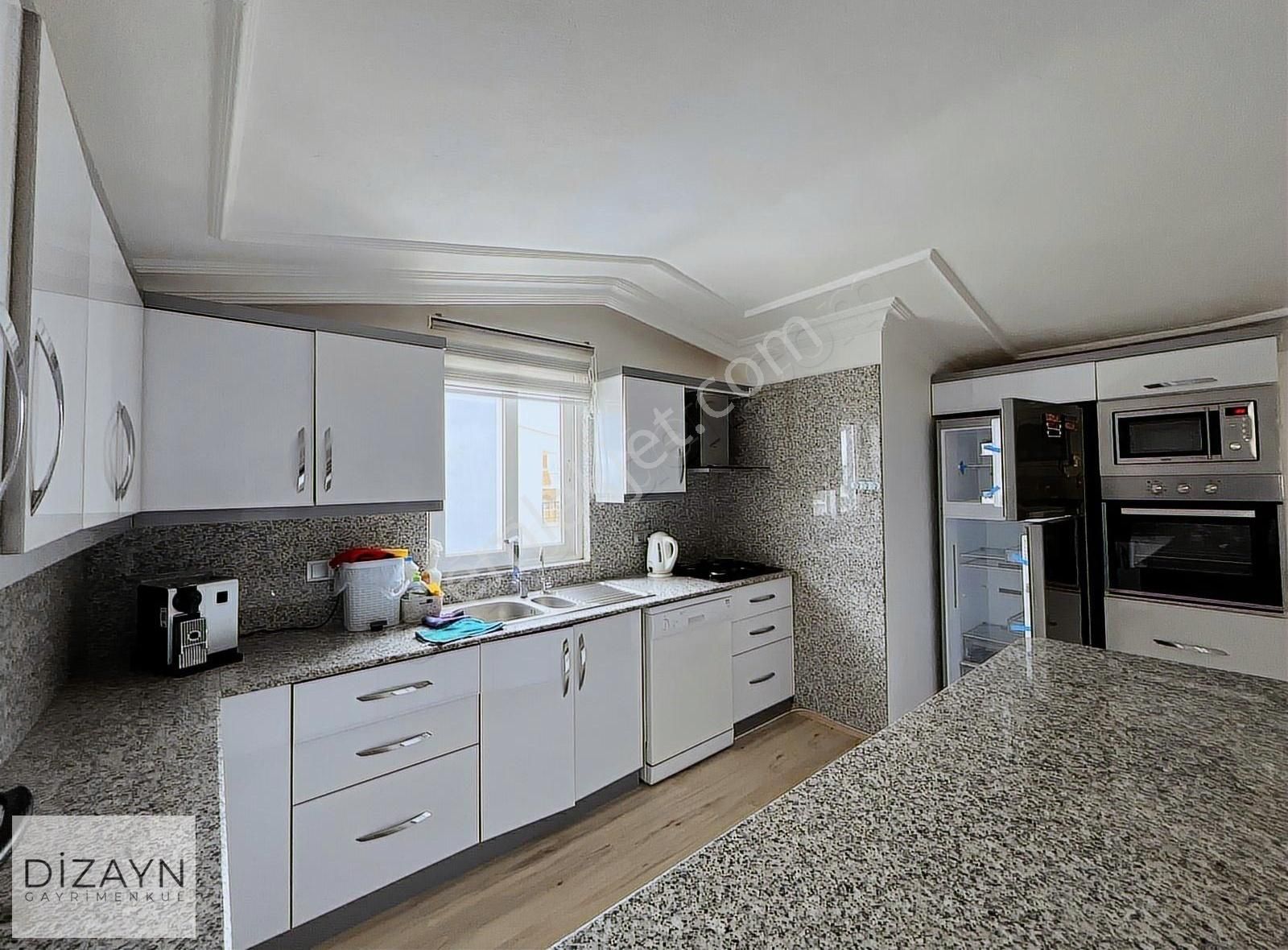 Didim'de Egemed Yakını Havuzlu Site İçerisinde 4+1 Geniş Dubleks