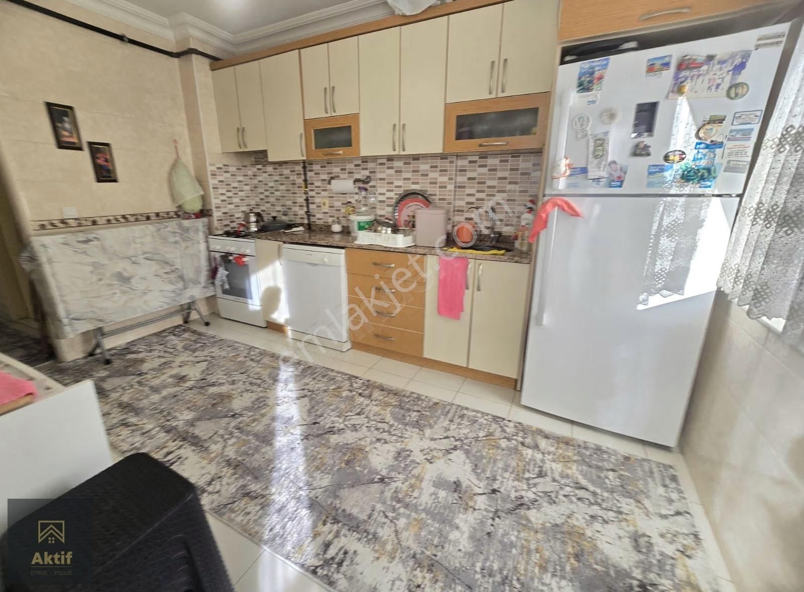 Pazar Pazarı Karşısı Tramvaya 300 Metre Doğalgazlı Cam Balkonlu - Görsel 25