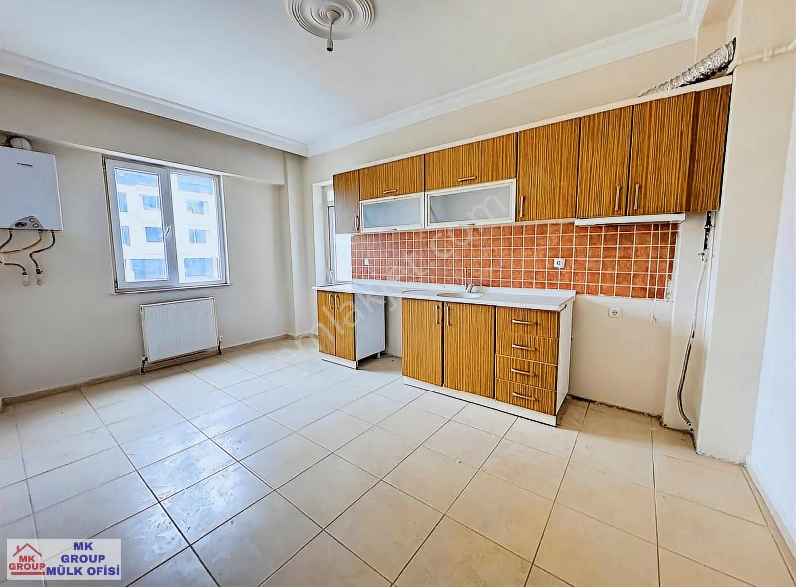 Mevlana Mahallesi Cadde Üzeri Güney Doğu Cephe 3+1 Kiralık Daire - Görsel 4