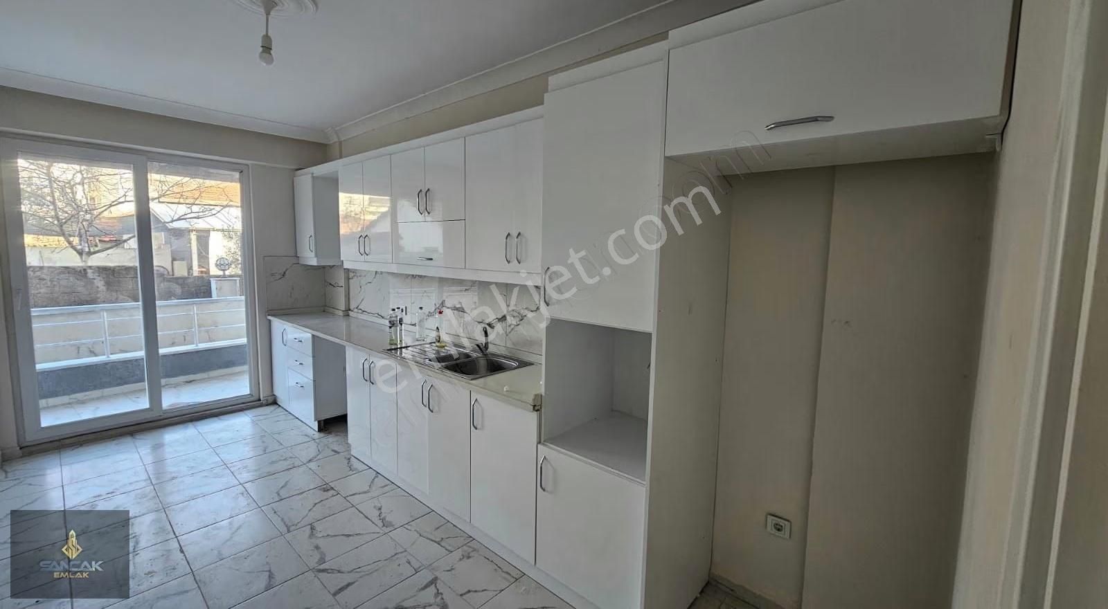 Sancak'tan Altınova Merkezde Sıfır 3+1 Satılık Daire