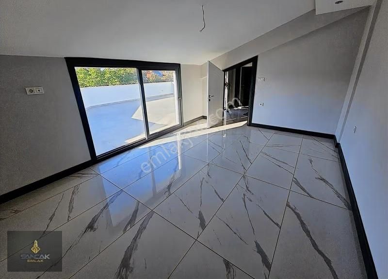Sancak'tan Ören Mahallesinde Denize Yakın 4+1 Villa - Görsel 17