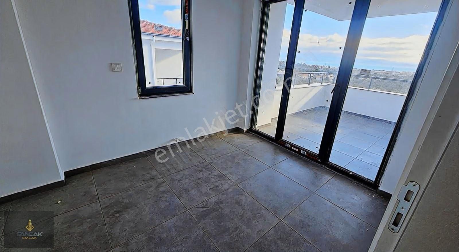 Sancak'tan Güre'de Bahçeli Deniz Manzaralı Satılık 4+2 Villa - Görsel 8