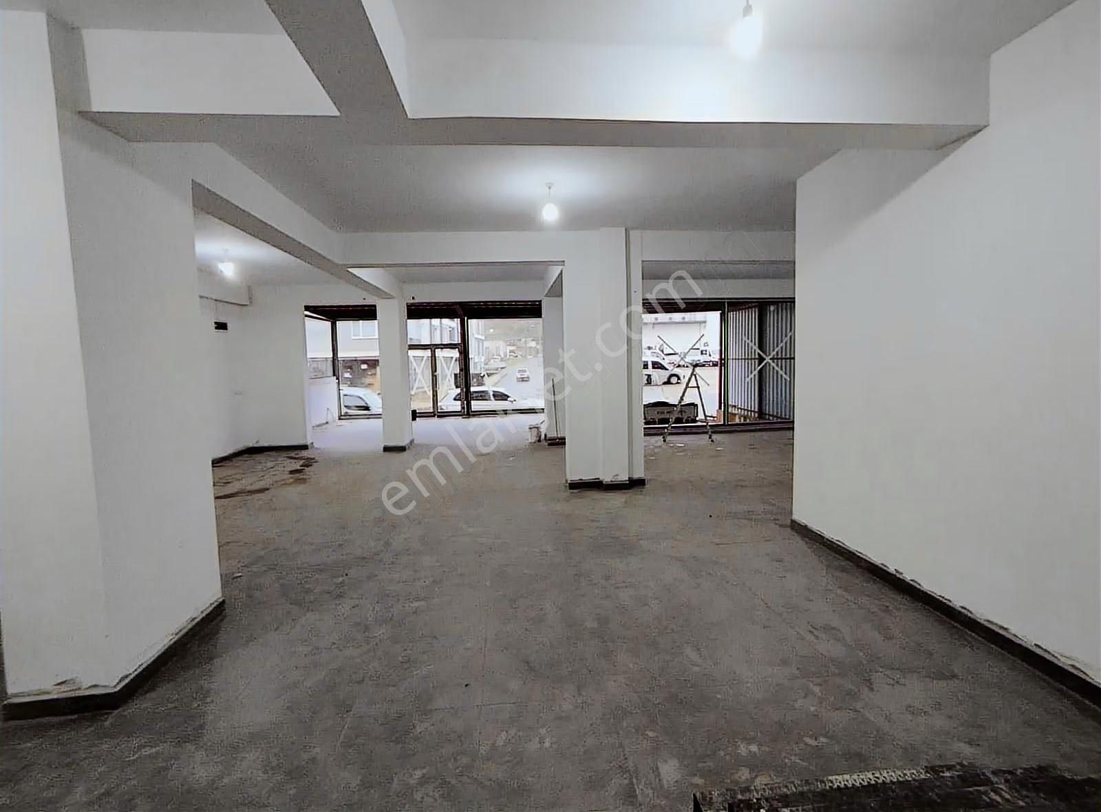 Aksuda Cıft Katlı Tabanı 150 M2 250 M2 Kıralık Dukkan - Görsel 3