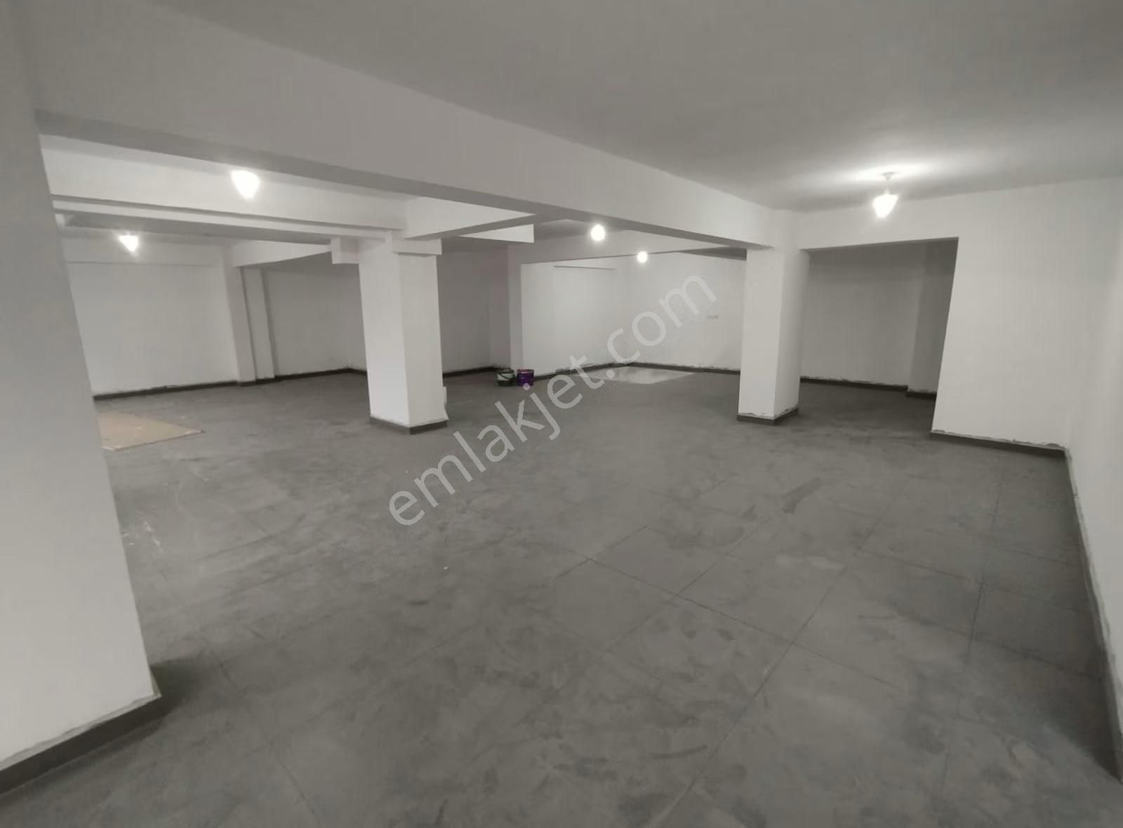 Aksuda Cıft Katlı Tabanı 150 M2 250 M2 Kıralık Dukkan - Görsel 8