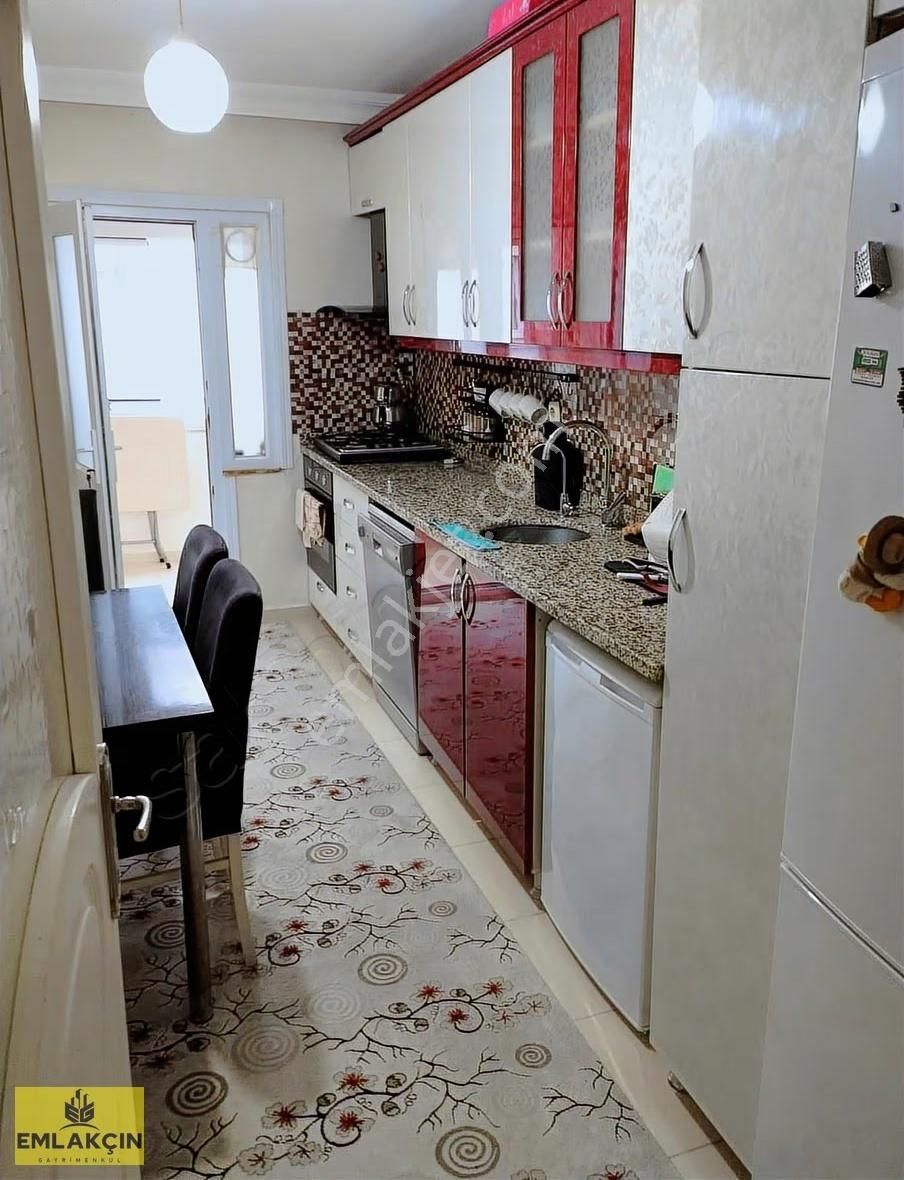 Esenyurt İnönü Mah. Satılık 3+1 Arakat 120 M2 Daire