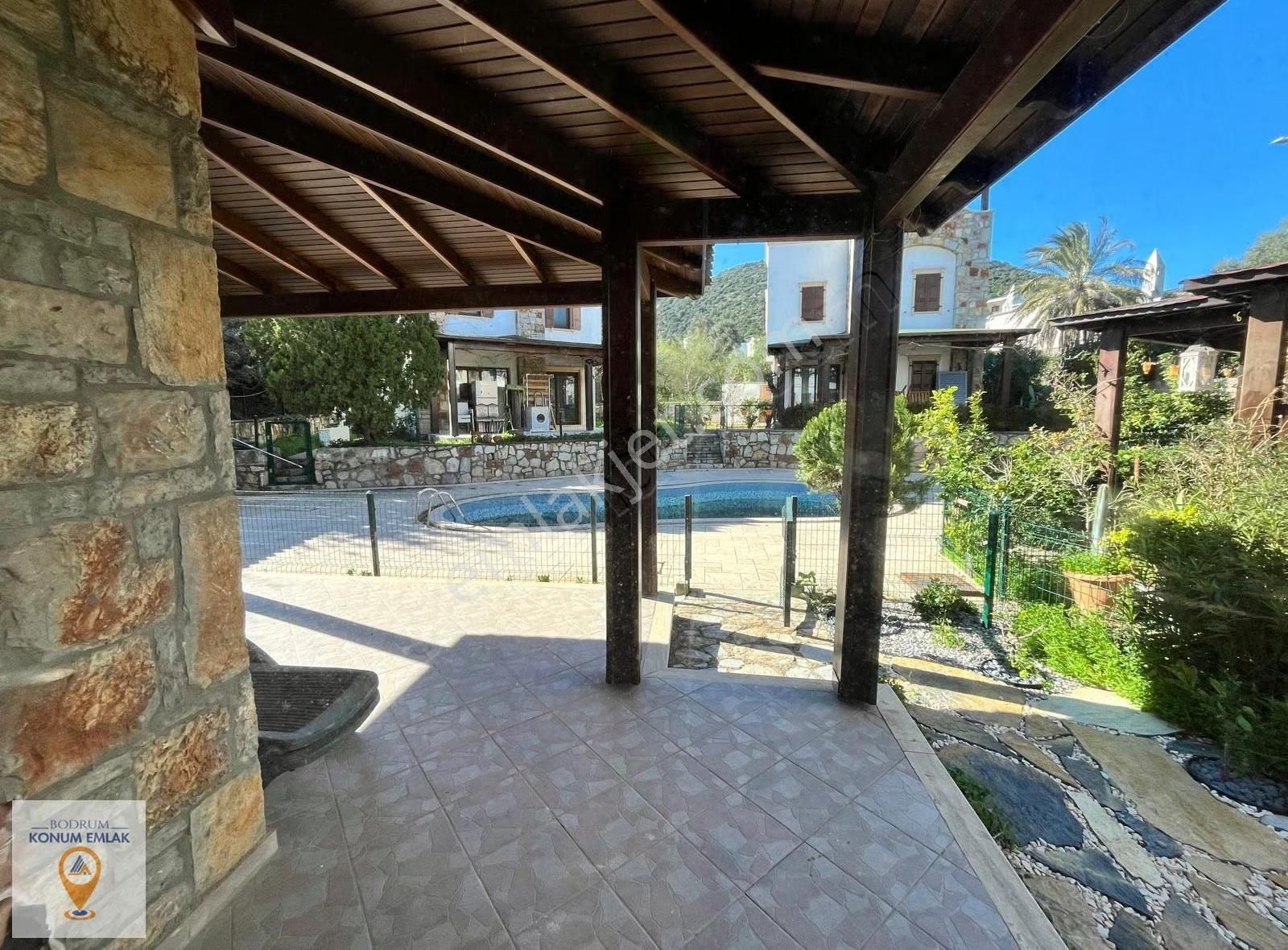 Torba'da Ortak Havuzlu, Eşyalı Müstakil Dublex - Görsel 14