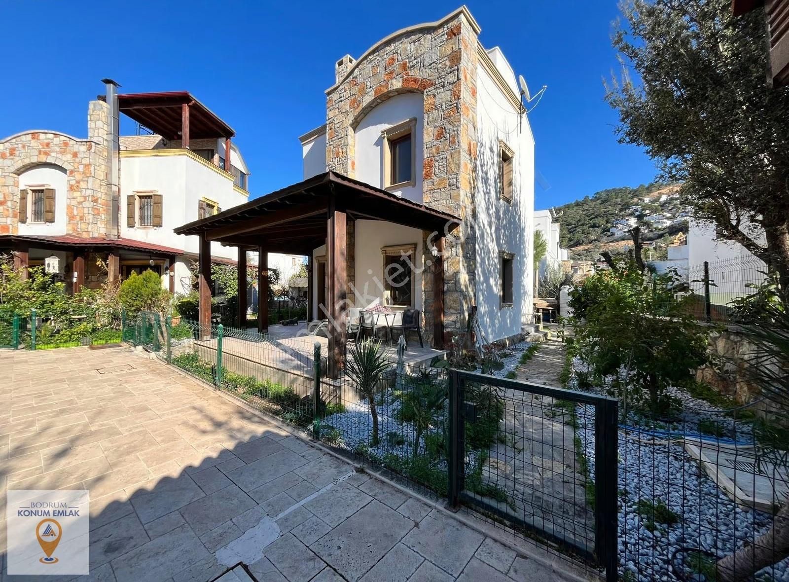 Torba'da Ortak Havuzlu, Eşyalı Müstakil Dublex - Görsel 17