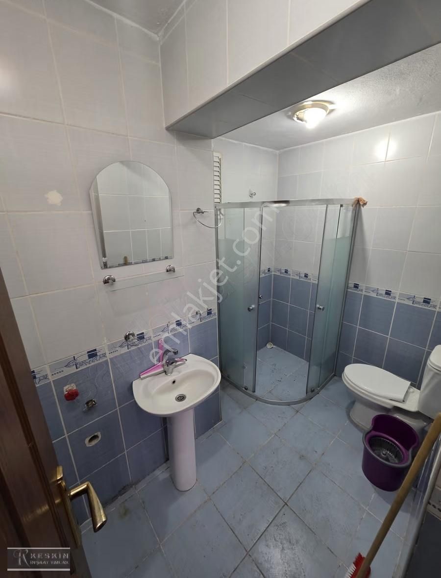 Keçiören Osmangazi Mah 3+1 Balkonlu Kat Konumunda Kiralık - Görsel 8