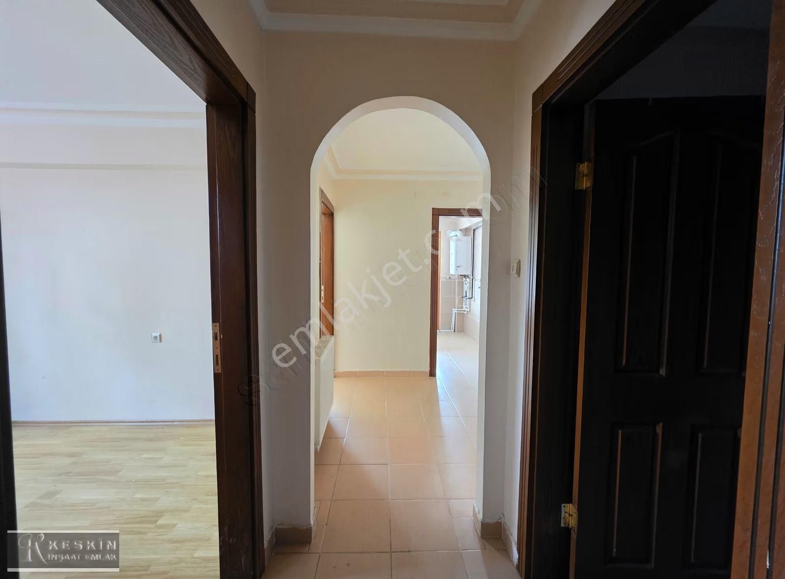 Keçiören Osmangazi Mah 3+1 Balkonlu Kat Konumunda Kiralık - Görsel 10