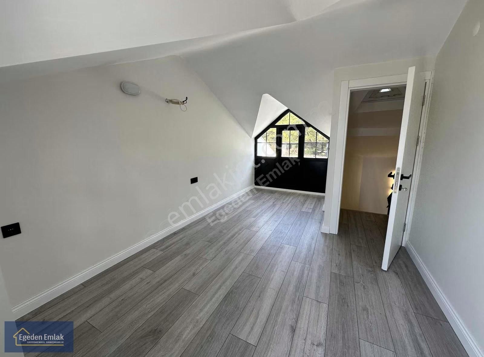 Egeden Emlak Aktaş Mevkii Satılık Emsalsiz 5+1 Villa - Görsel 21