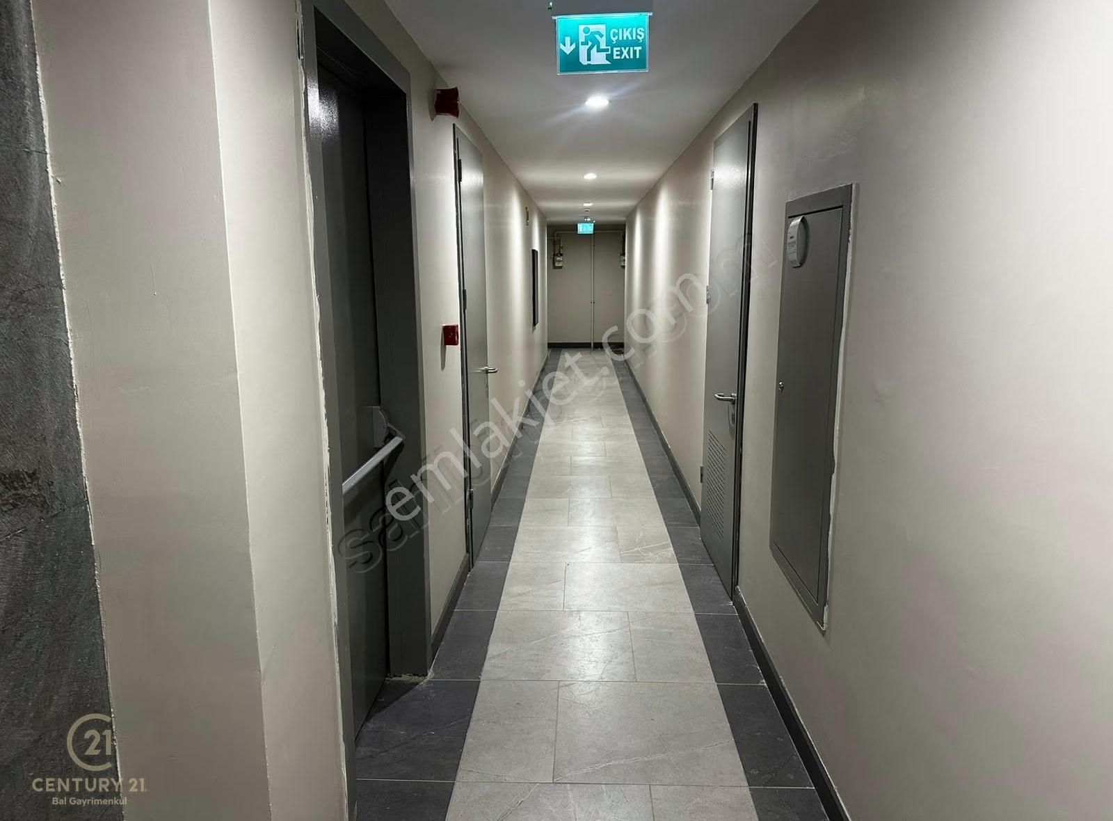 C21 Bal'dan Emlak Konutlarında Kiralık Ara Kat 3+1 Daire - Görsel 18