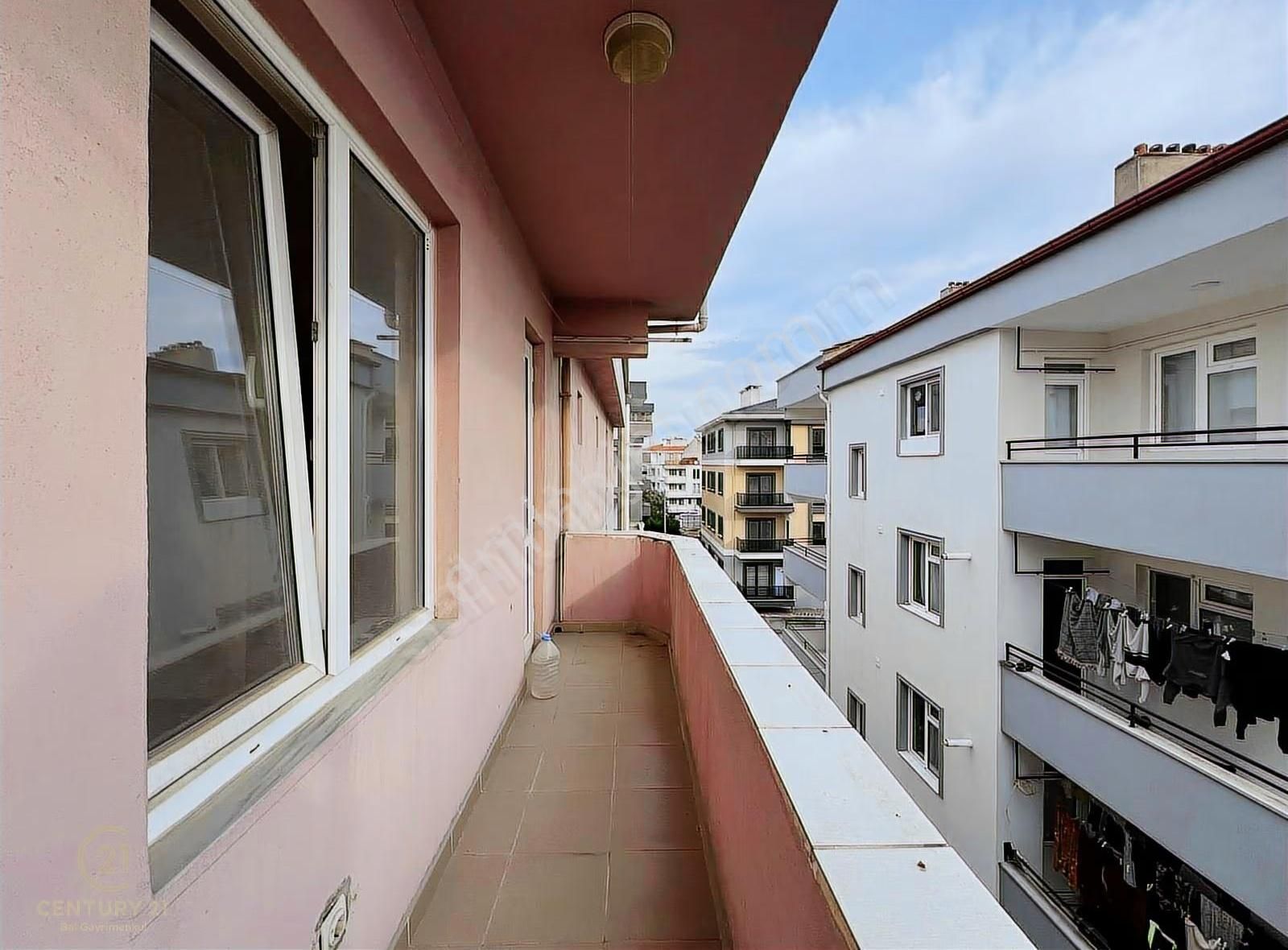 C21 Bal'dan Altıeylül Mah Fahri Kiraz Yakını Geniş 3+1 Daire - Görsel 7