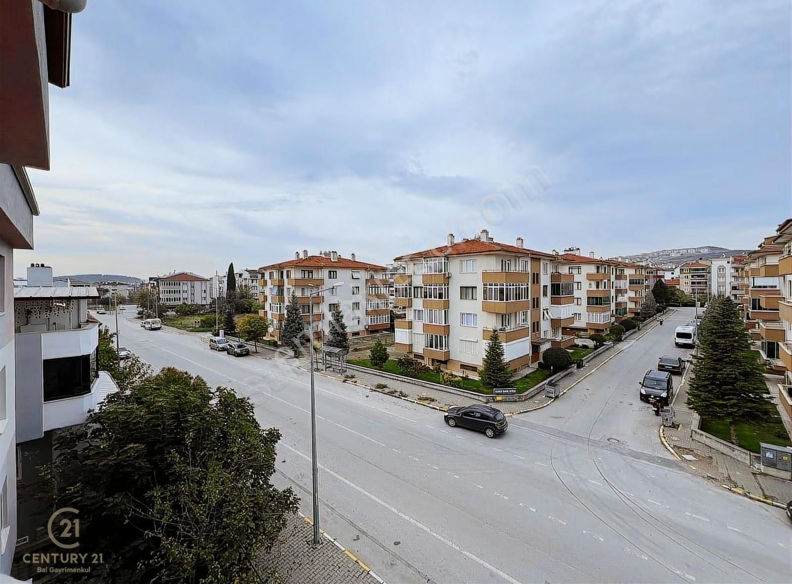 C21 Bal'dan Altıeylül Mah Fahri Kiraz Yakını Geniş 3+1 Daire - Görsel 14