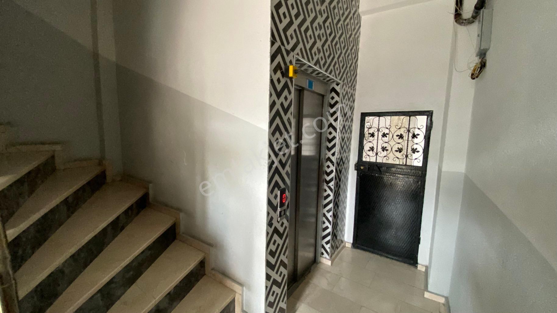 Sultançiftliği 50.yıl 4+1 Satılık Ara Kat Daire - Görsel 6