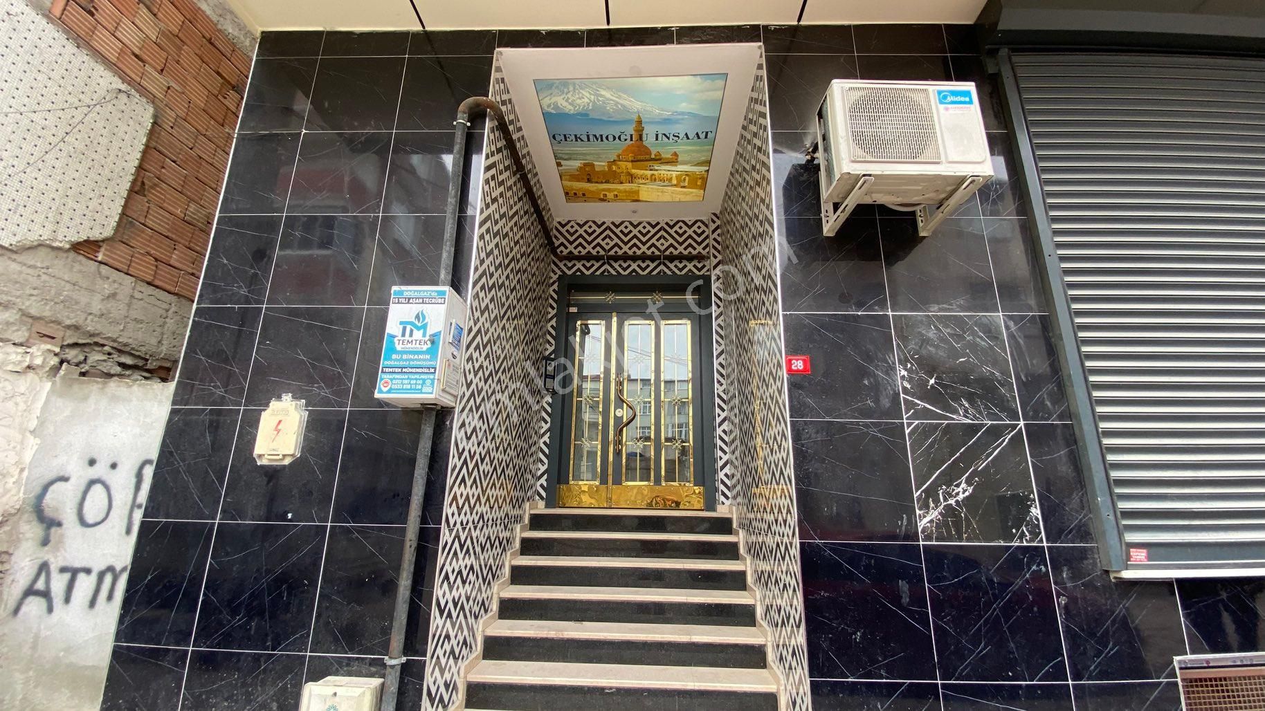 Sultançiftliği 50.yıl 4+1 Satılık Ara Kat Daire - Görsel 5