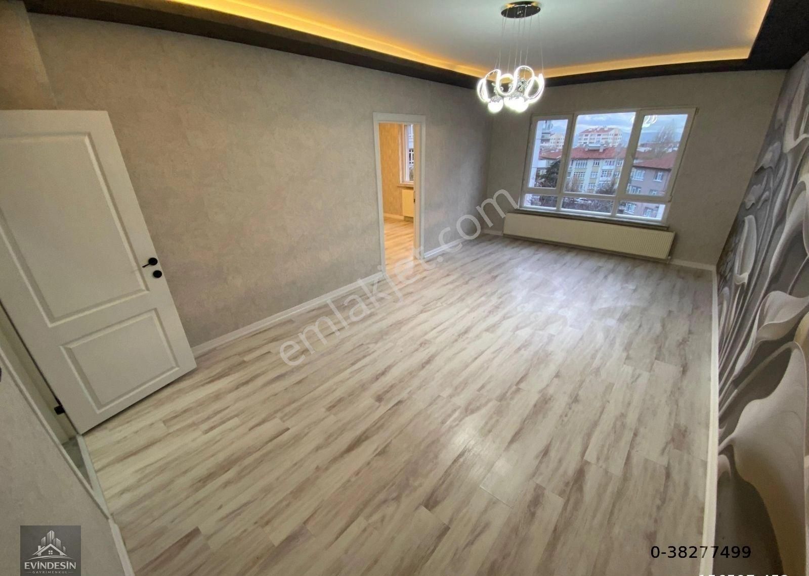 Şenlik Mahallesinde Orta Kat Güney Cephe Şahane Konum Şahane Daire - Görsel 6