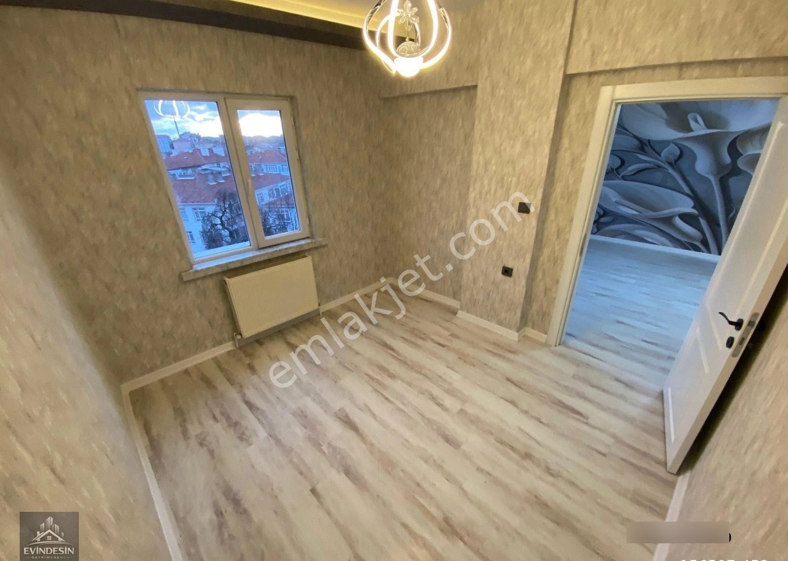 Şenlik Mahallesinde Orta Kat Güney Cephe Şahane Konum Şahane Daire - Görsel 10