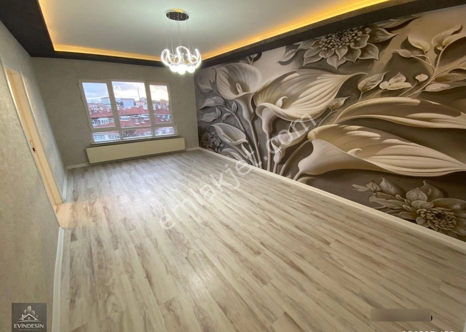 Şenlik Mahallesinde Orta Kat Güney Cephe Şahane Konum Şahane Daire