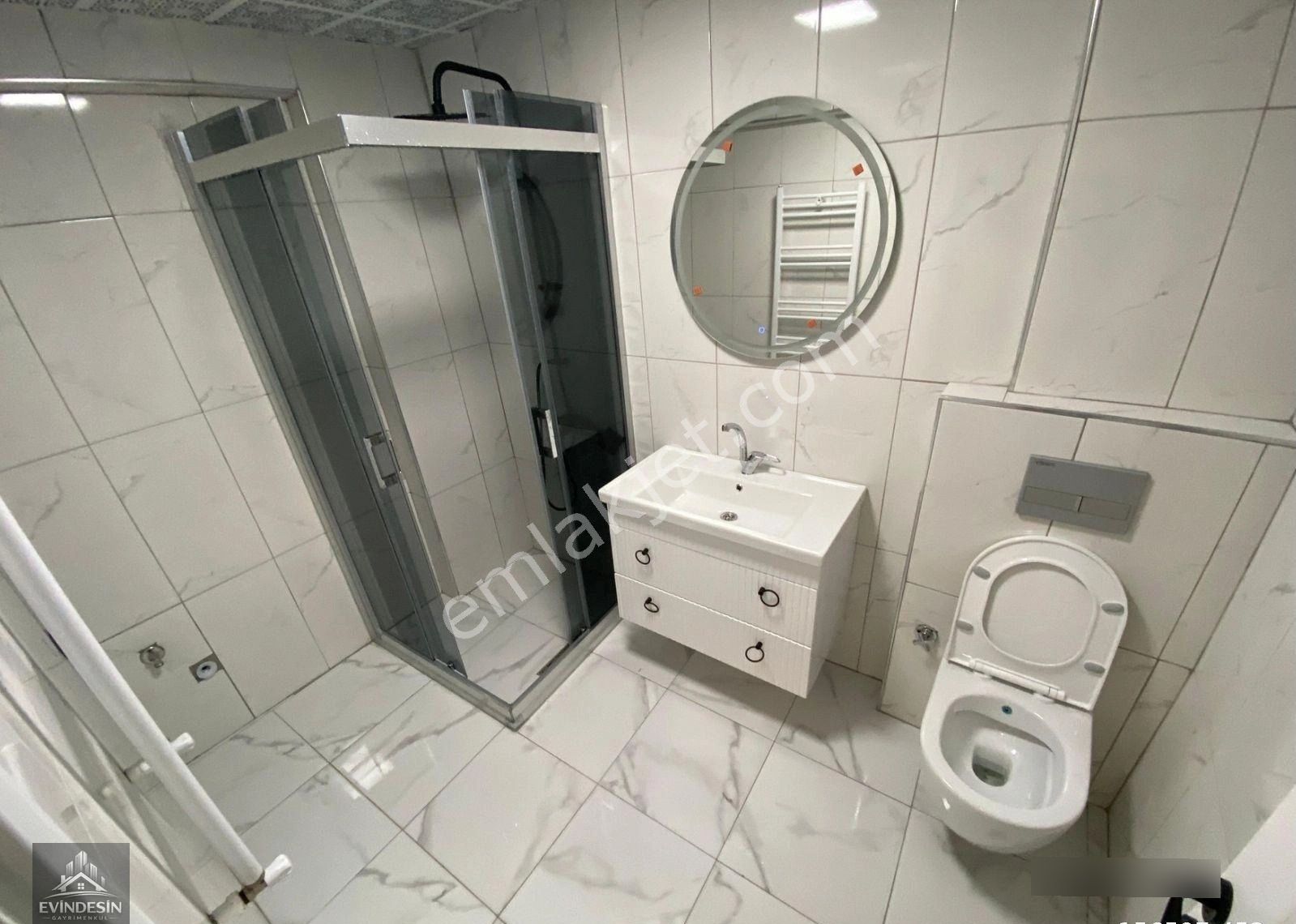 Şenlik Mahallesinde Orta Kat Güney Cephe Şahane Konum Şahane Daire - Görsel 18