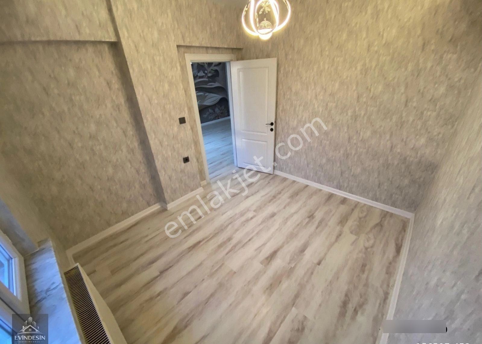 Şenlik Mahallesinde Orta Kat Güney Cephe Şahane Konum Şahane Daire - Görsel 12