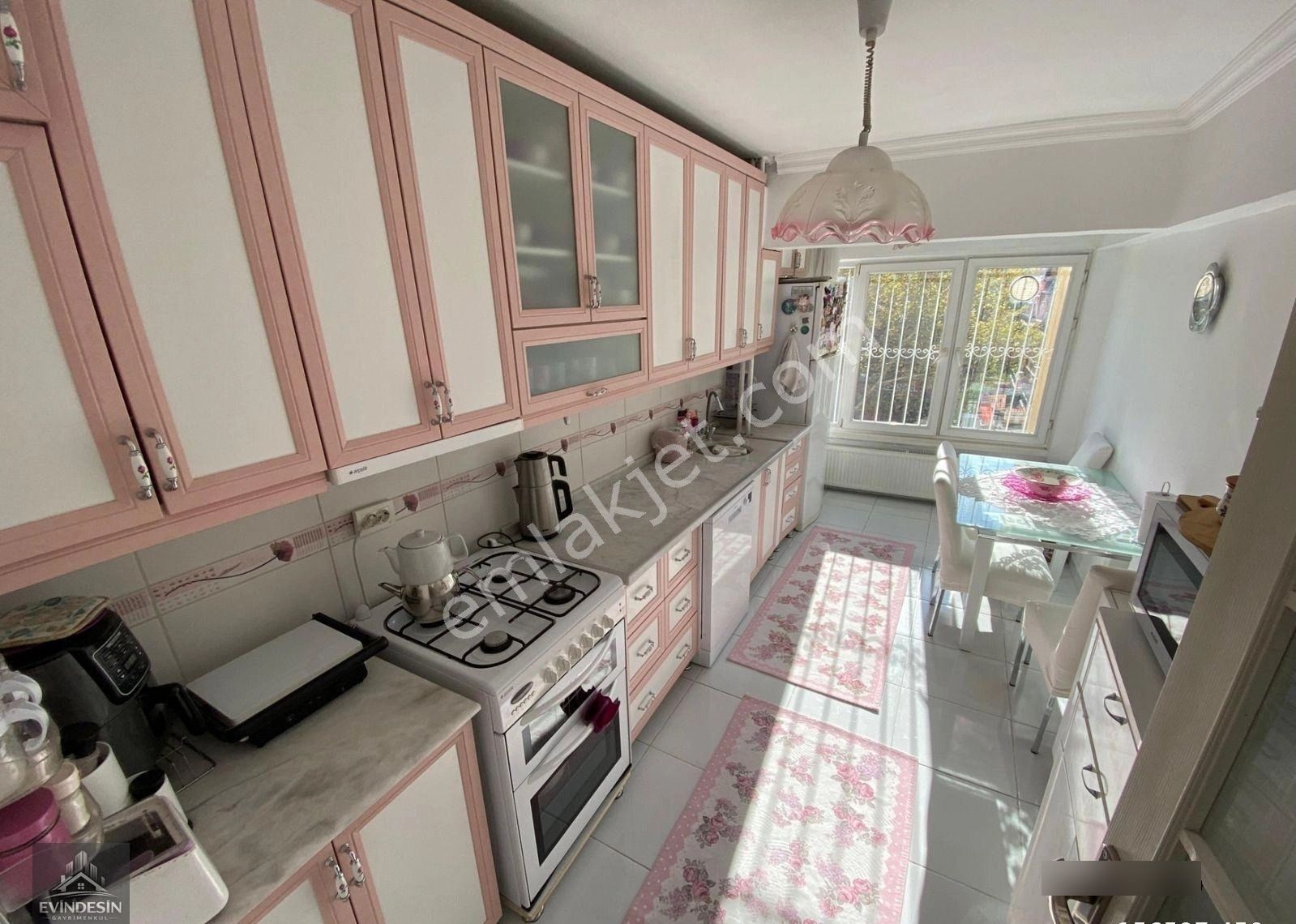 Yakacık Mahallesinde Cadde Üstü Site İçerisinde 3+1 Bağımsız Yapılı Satılık Daire - Görsel 6