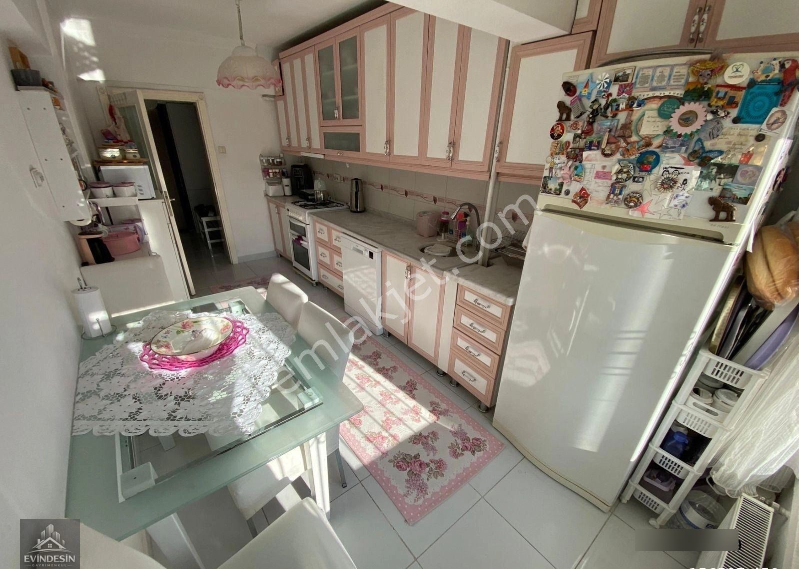 Yakacık Mahallesinde Cadde Üstü Site İçerisinde 3+1 Bağımsız Yapılı Satılık Daire - Görsel 18