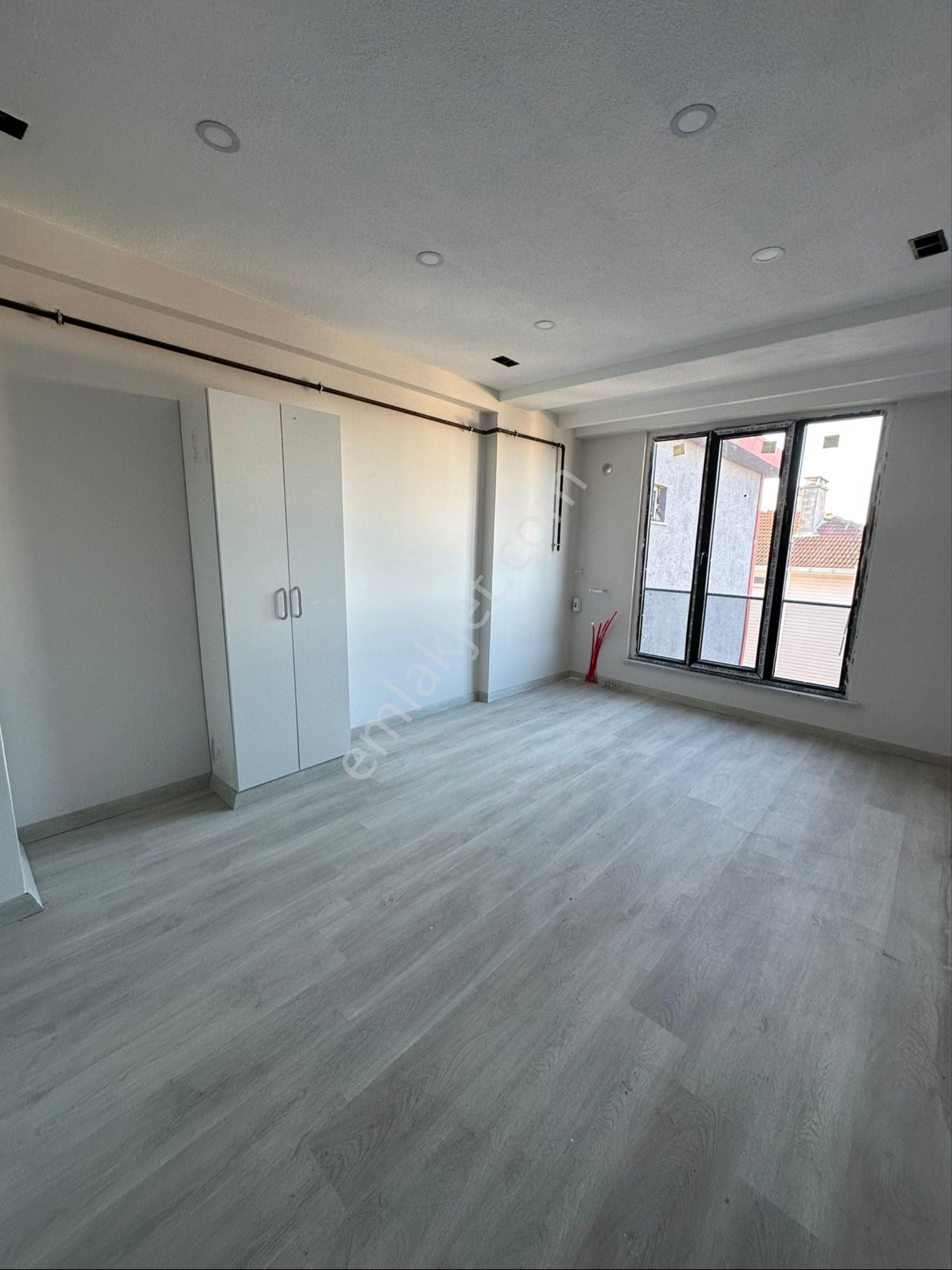 Krediye Uygun İskanı Alınmış Sahibinden Arakat Daire - Görsel 2