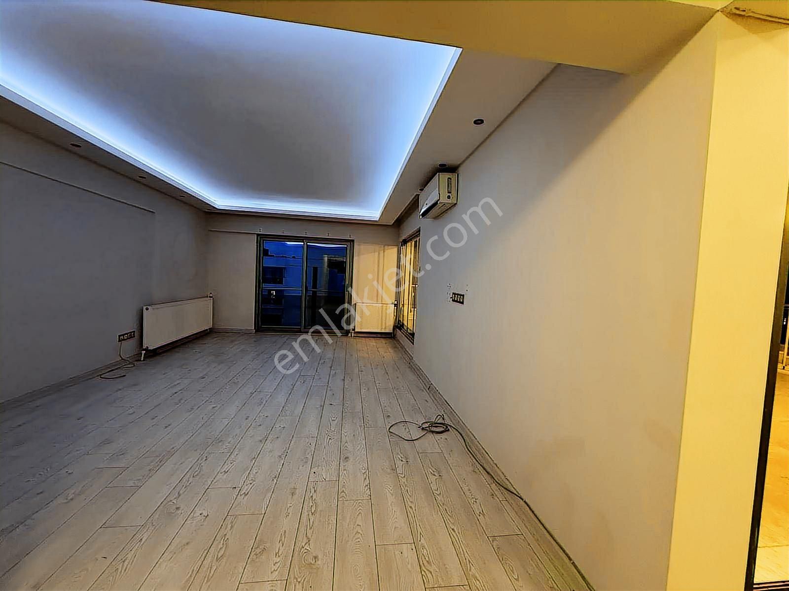 Mavişehir Sedef Sitesi Özel Büyük Tip Teraslı Satılık 1+1 Daire - Görsel 6