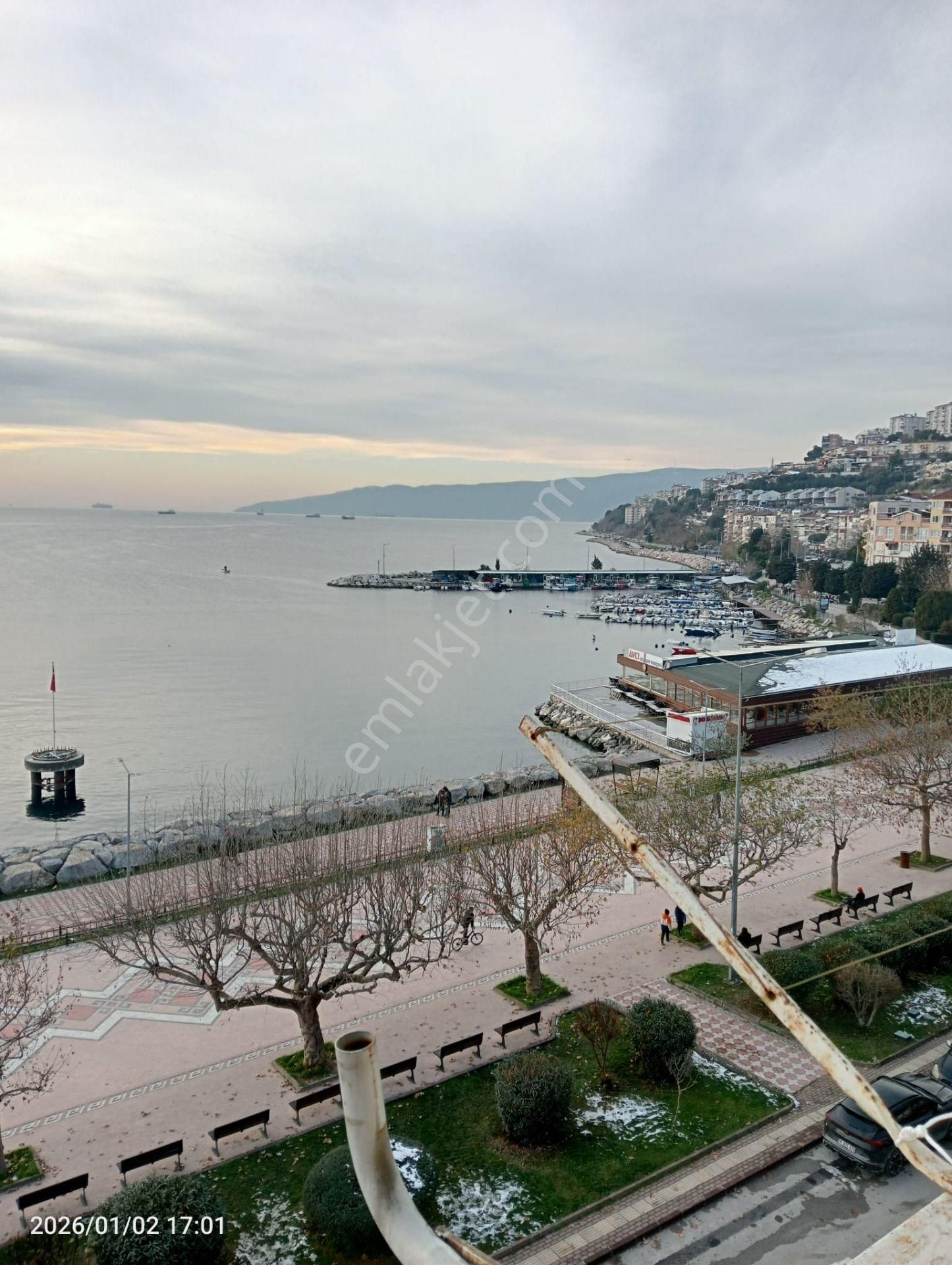 Eski Sahilde Denize Sıfır 2+1 Kiralık Daire - Görsel 17