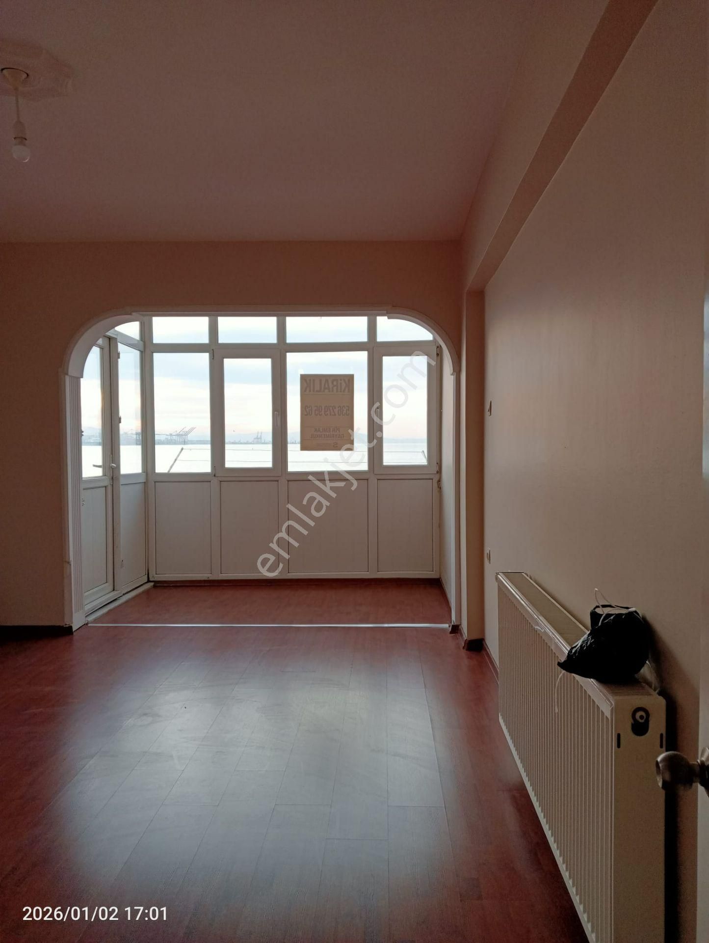 Eski Sahilde Denize Sıfır 2+1 Kiralık Daire - Görsel 3