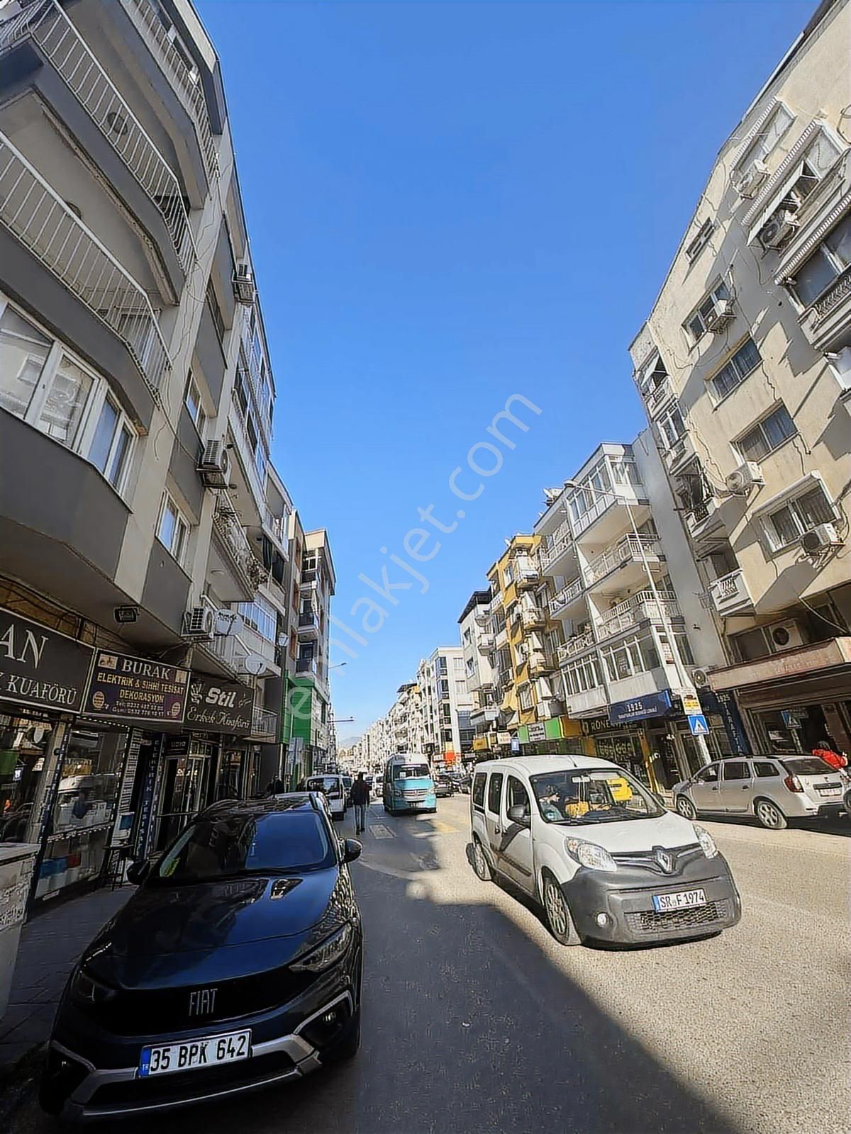 Full Tadilatlı Cadde Üzeri Satılık 2+1 Daire - Görsel 12
