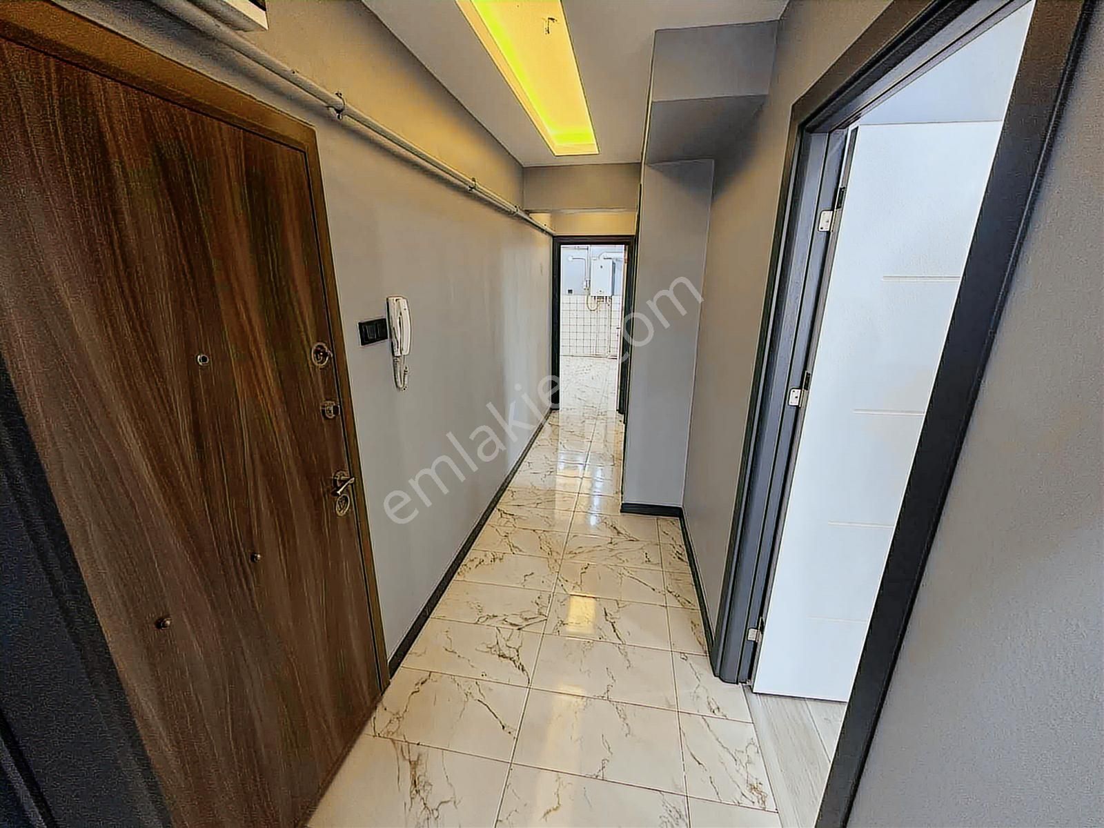 Full Tadilatlı Cadde Üzeri Satılık 2+1 Daire - Görsel 8