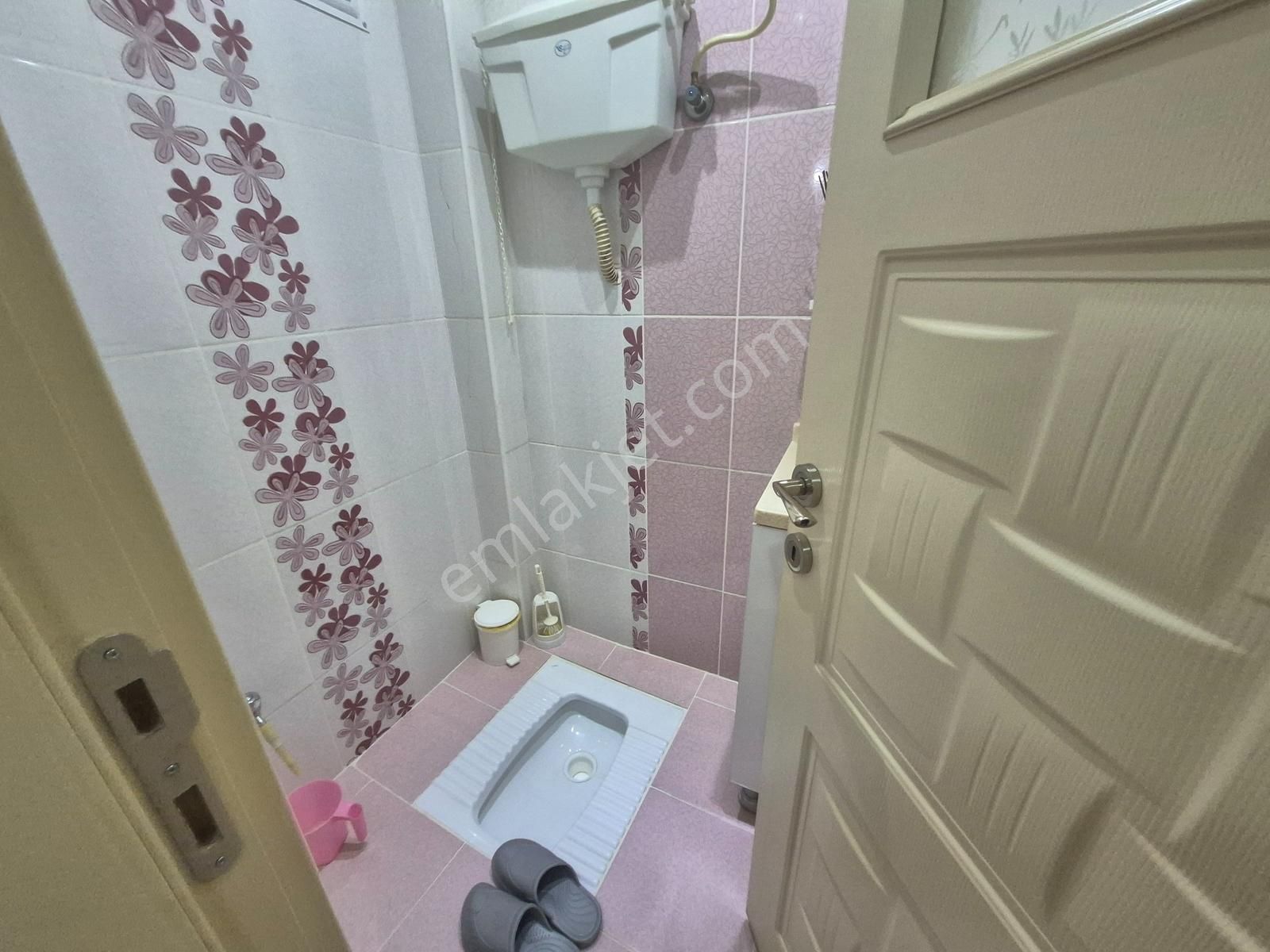 İlbey // Şuhut Mer. "gençlik" Caddesinde Satılık 3+1 Lüks Daire - Görsel 28